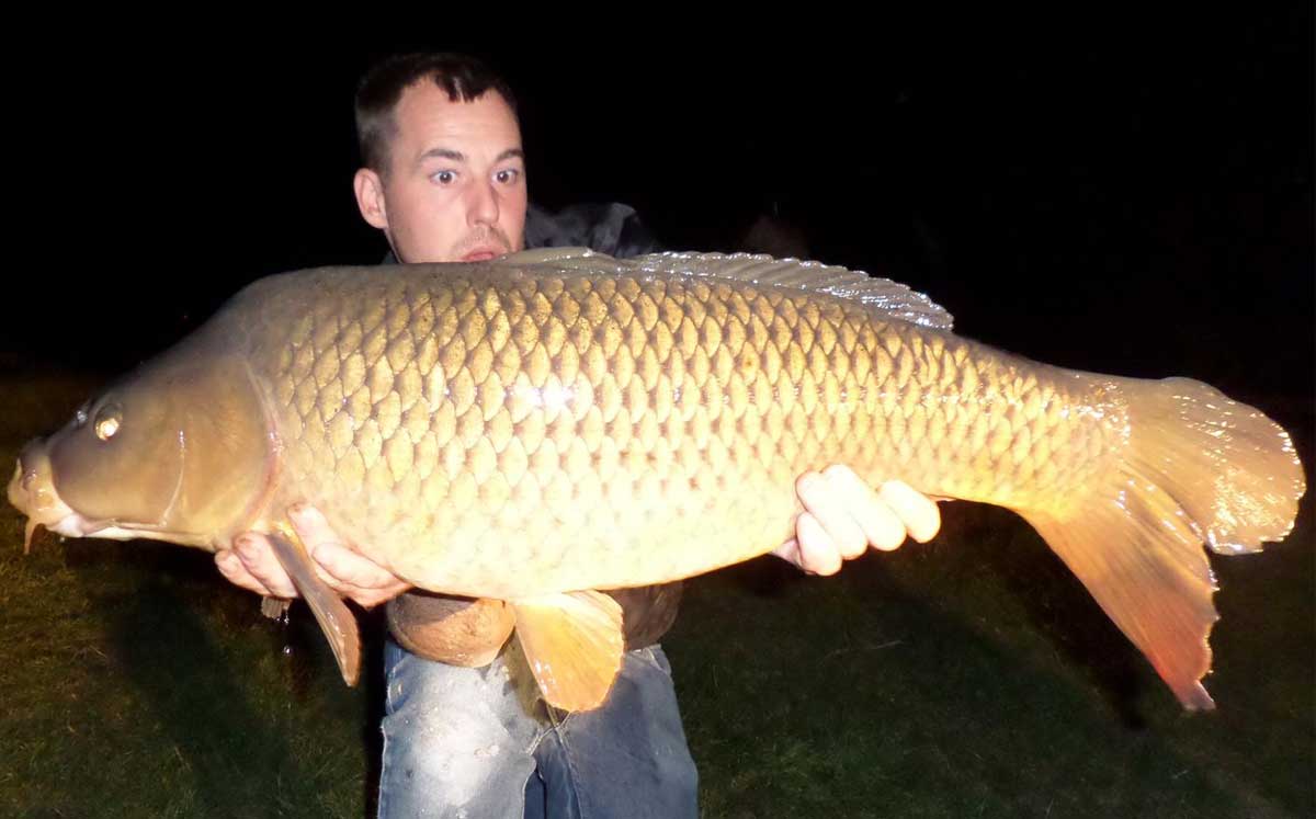 Big Carp Fishing at Stuffins Pit Carp Pool